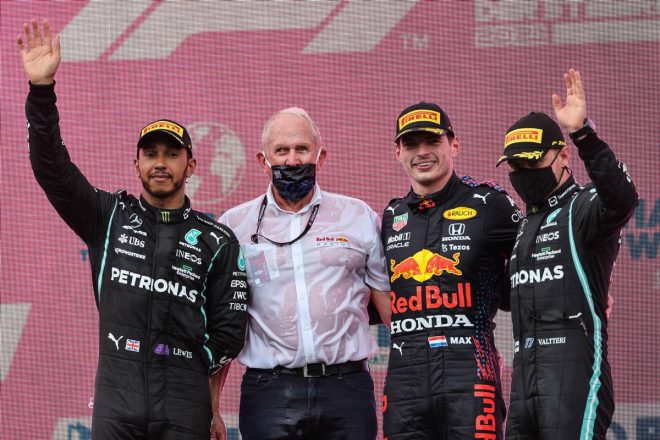 チームの母国でレッドブルが勝ち、表彰台でオーストリア国歌が流れるという完璧さ