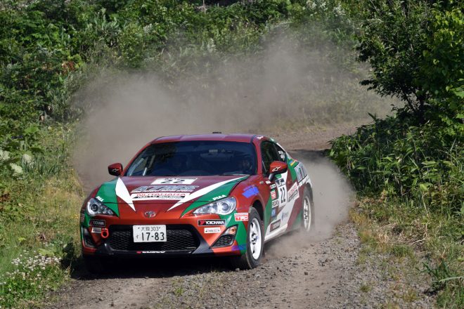 ADVAN KTMS ヌタハラRS86(大竹直生/藤田めぐみ組)