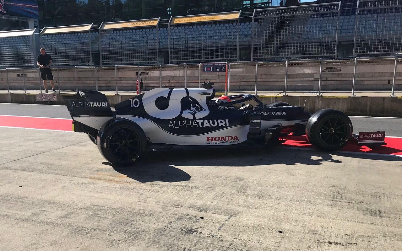 アルファタウリ ホンダのガスリーが18インチf1タイヤの開発テスト 角田は2日目に参加予定 F1 Autosport Web