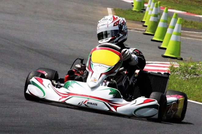 過去に平手は『平チェカカップ』としてカート大会も実施した。