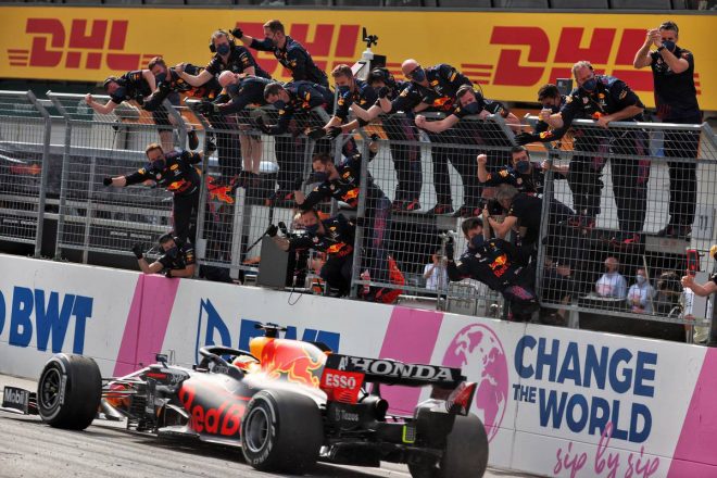 オーストリアGPでレッドブル・ホンダは5連勝を達成