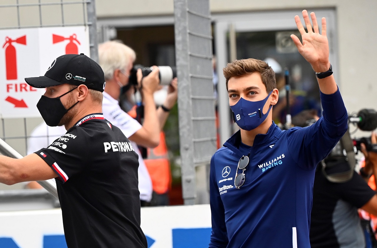 ジョージ・ラッセル（ウイリアムズ）とバルテリ・ボッタス（メルセデス）