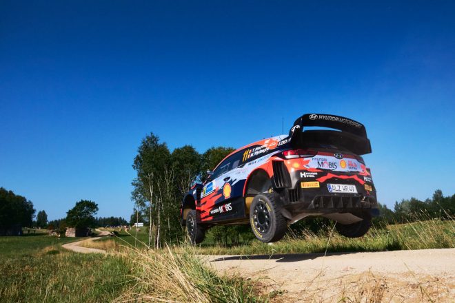 ティエリー・ヌービル（ヒュンダイi20クーペWRC）　2021年WRC第7戦エストニア