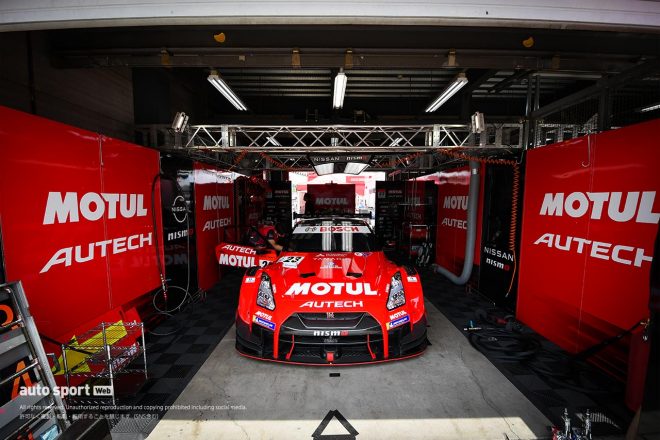 MOTUL AUTECH GT-R