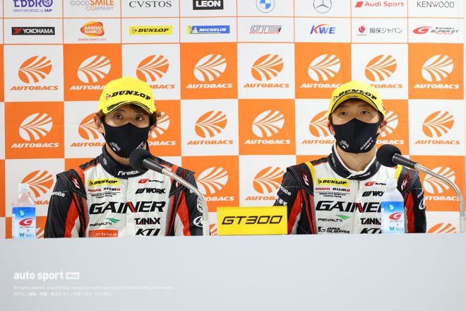 平中克幸、安田裕信（GAINER TANAX GT-R）