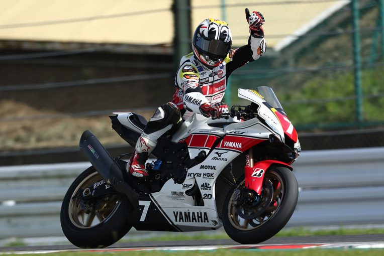 中須賀 負けなし6勝目でチャンピオンに王手 名越と日浦は初表彰台 全日本ロード第5戦mfj Gp鈴鹿 Jsb1000 レース1 Motogp Autosport Web