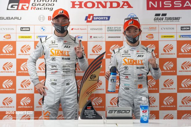 2021スーパーGT第4戦もてぎを制した　STANLEY NSX-GTの牧野任祐と山本尚貴