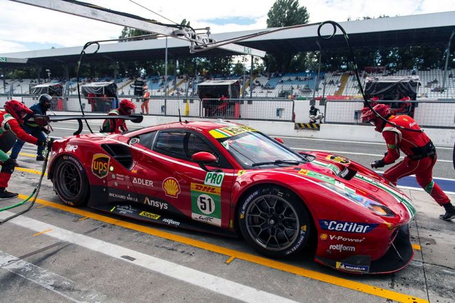 残り2分での燃料スプラッシュにより、トップ92号車から32秒おくれでフィニッシュした51号車