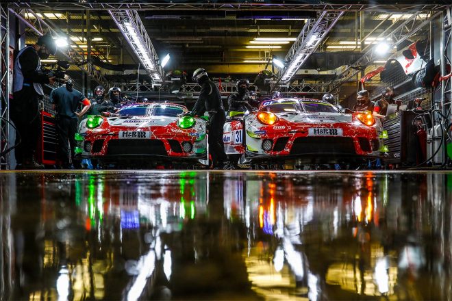 ニュルブルクリンク24時間でのフリカデッリ・レーシングのポルシェ911 GT3 R