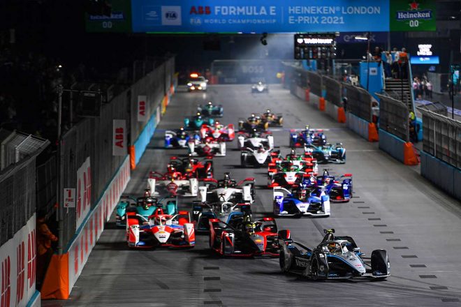 2020／2021年フォーミュラE第13戦ロンドンE-Prixのスタート