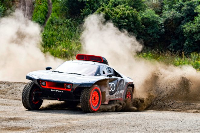 アウディRS Q e-tronの最初の走行テストは7月上旬に実施された