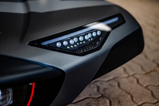 アウディRS Q e-tronのLEDヘッドライト