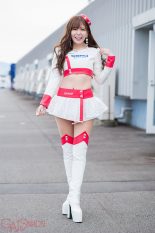 水瀬琴音 SARDイメージガール  2021年/スーパーGTの写真①