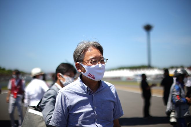 スーパーGT第4戦もてぎを視察する三部敏宏社長