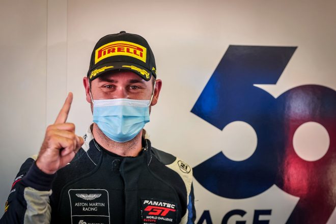 アストンマーティン・ワークスドライバーのジョナサン・アダム