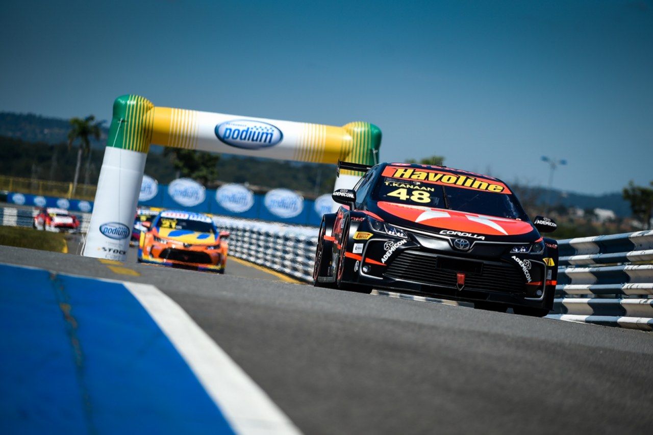 そのピエトロ・フィッティパルディは、強豪Full Time Sports（フルタイム・スポーツ）のトヨタ・カローラをドライブする