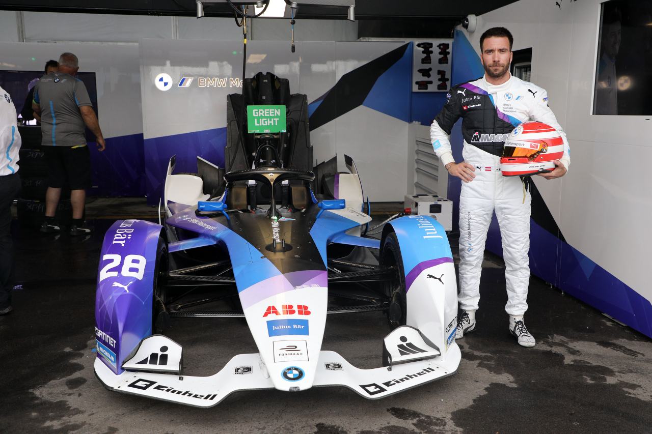 そのエンゲは、BMWのファクトリー契約ドライバーとしてスポーツカー耐久やGTレース、ABBフォーミュラE選手権などを経験する