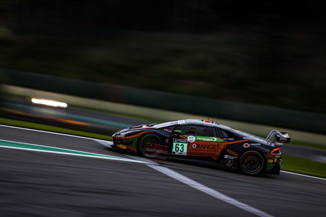 オレンジ1・FFFレーシングチームの63号車ランボルギーニ・ウラカンGT3 Evo