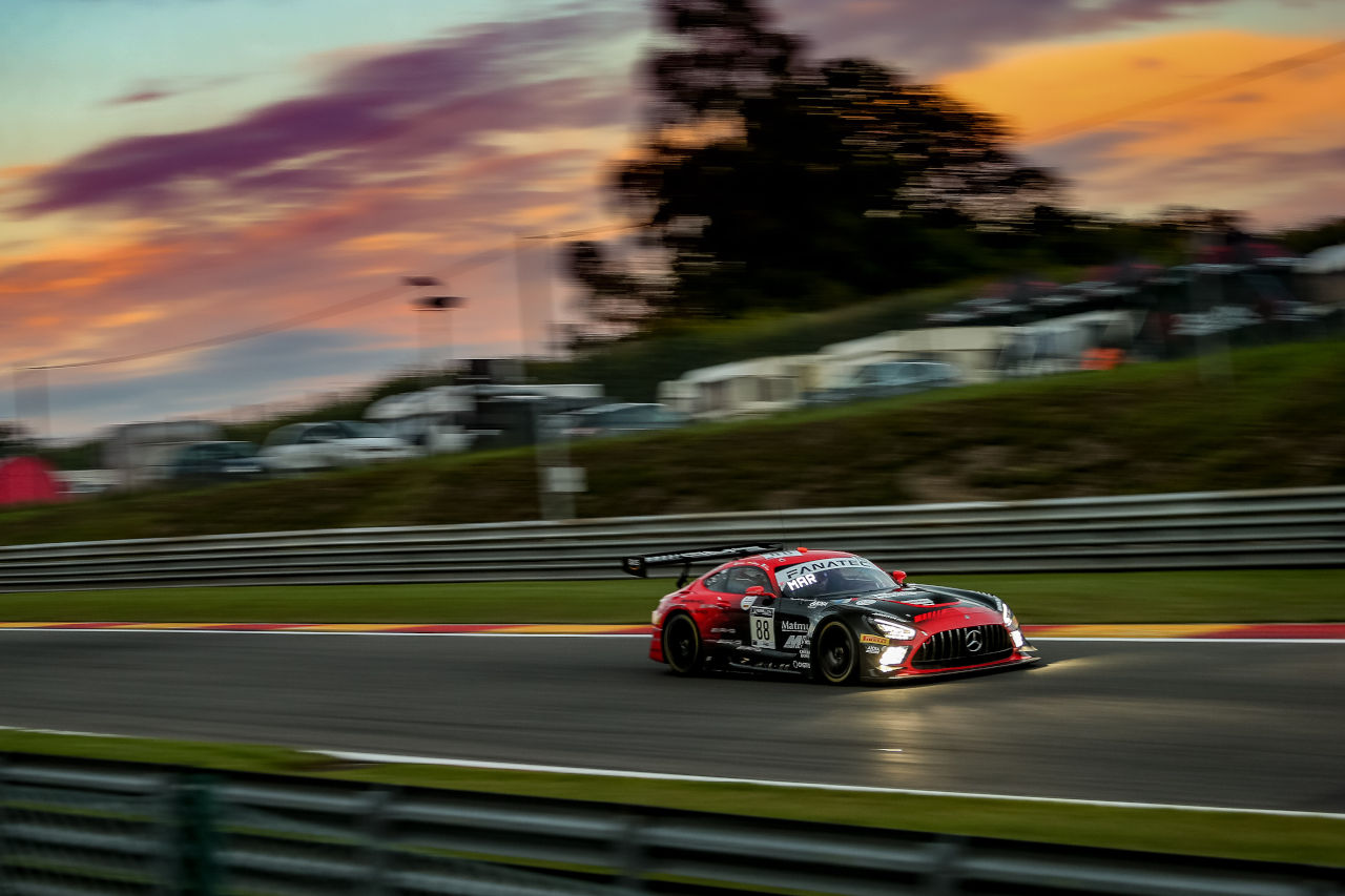 メルセデスAMG・チーム・アッカASPの88号車メルセデスAMG GT3