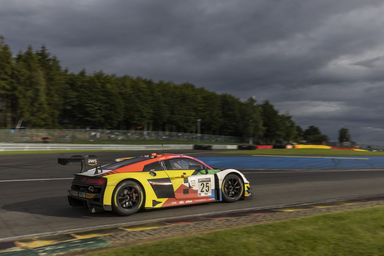 アウディスポーツ・チーム・サンテロック・レーシングの25号車アウディR8 LMS