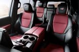 トヨタ・ランドクルーザー“GR SPORT”（ディーゼル車／内装色： GR専用ブラック＆ダークレッド）