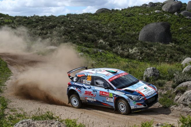 WRC第4戦ポルトガルにジョシュ・マクリーン（ヒュンダイi20 R5）のコドライバーとして出場したキートン・ウイリアムズ