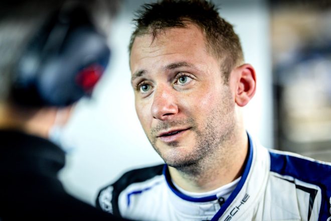 KCMGの47号車ポルシェをドライブした、元ポルシェ・ワークスドライバーのニック・タンディ