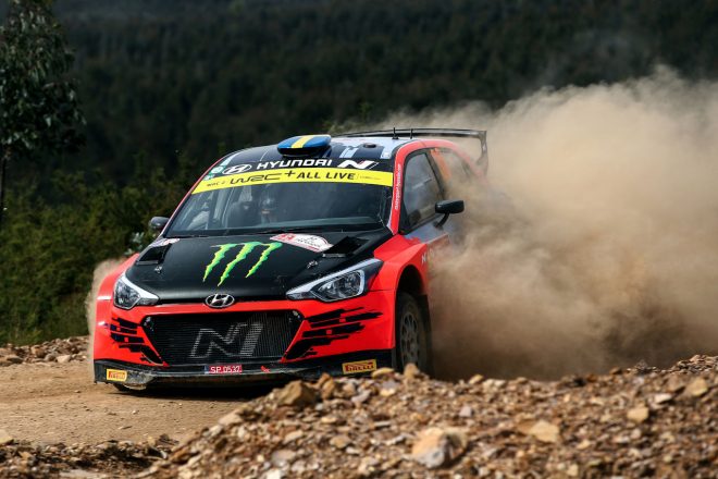 オリバー・ソルベルグ駆る現行型ラリー2マシン『ヒュンダイi20 R5』