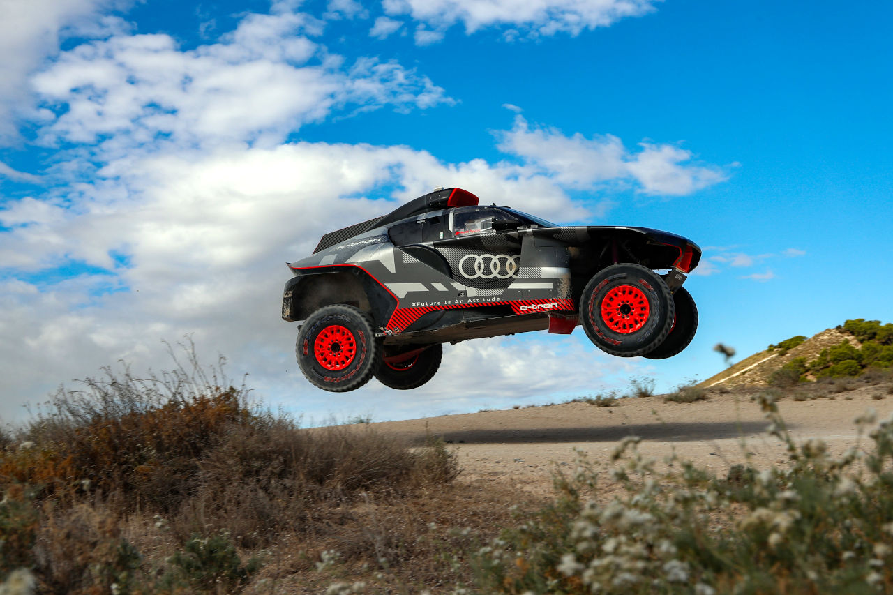 アウディが2022年のダカールラリーに投入する電動ラリープロトタイプ『アウディRS Q e-tron』