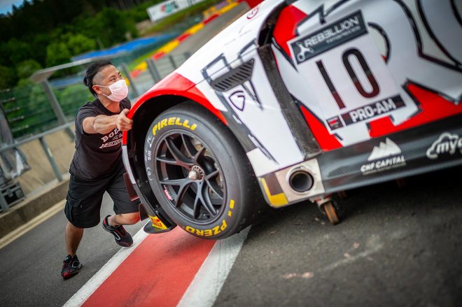 ブーツェン・ジニオン・レーシングの木村祥吾メカニック