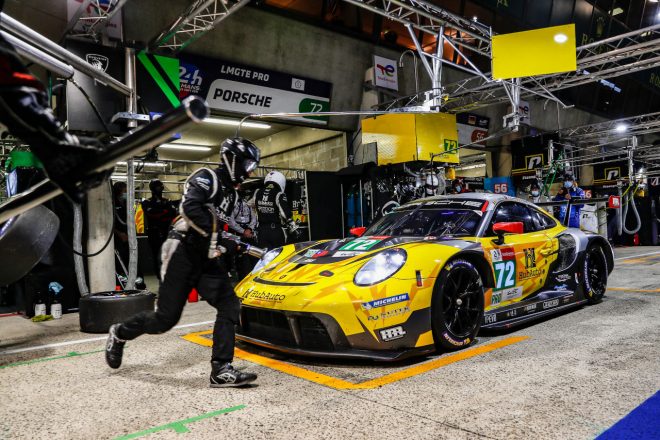 ハブオート・レーシングの72号車ポルシェ911 RSR-19