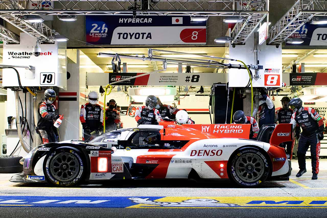 FP4最速タイムをマークした8号車GR010ハイブリッド