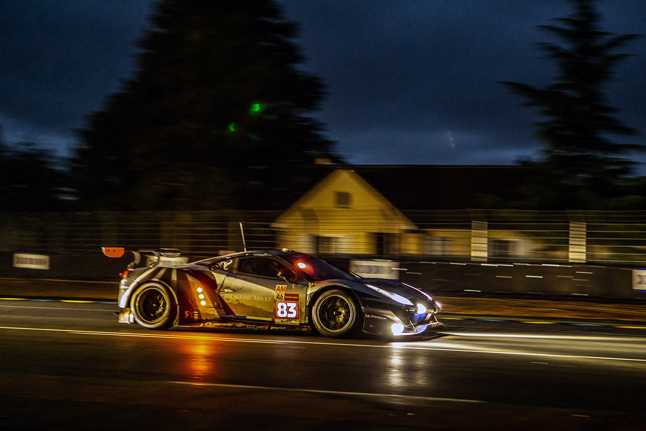 LMGTEクラスをリードするAFコルセ83号車