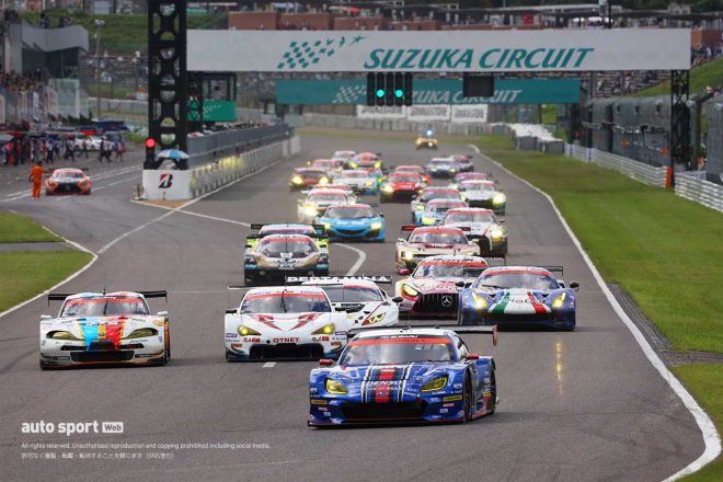 2021スーパーGT第3戦鈴鹿 スタートの様子