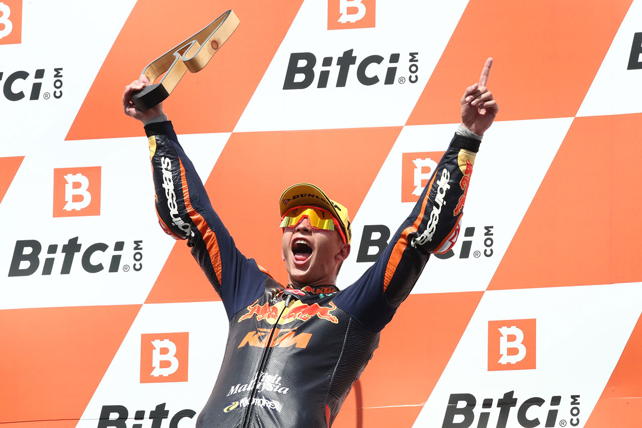 Moto2で優勝したラウル・フェルナンデス（Red Bull KTM Ajo）／MotoGP第11戦オーストリアGP
