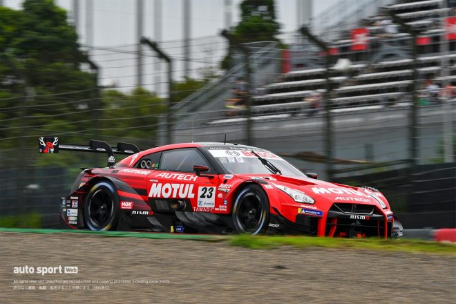 MOTUL AUTECH GT-R