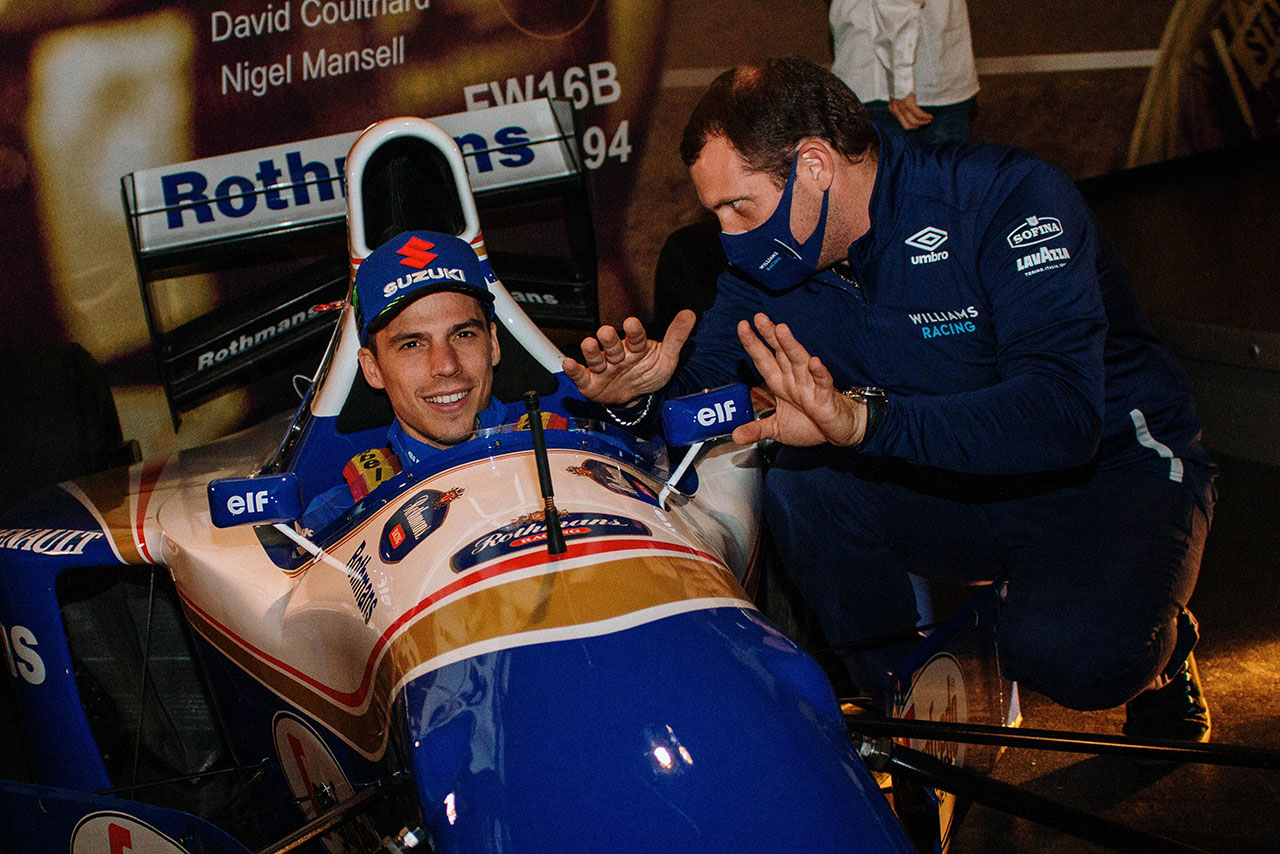 FW16Bに乗り込んだジョアン・ミル