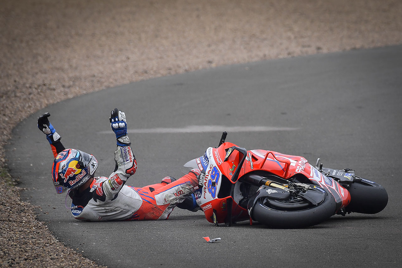 転倒を喫したホルヘ・マルティン（プラマック・レーシング）／2021MotoGP第12戦イギリスGP