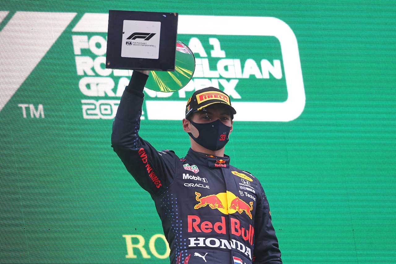 2021年F1第12戦ベルギーGP　優勝を飾ったマックス・フェルスタッペン（レッドブル・ホンダ）