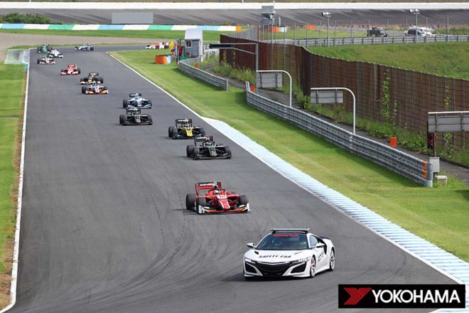 2021スーパーフォーミュラ第5戦もてぎ 1周目のアクシデントでセーフティカーが導入