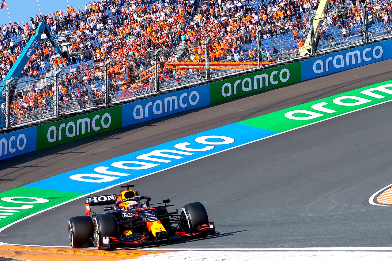 レッドブル・ホンダ密着