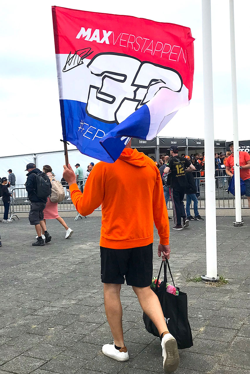 レッドブル・ホンダ密着