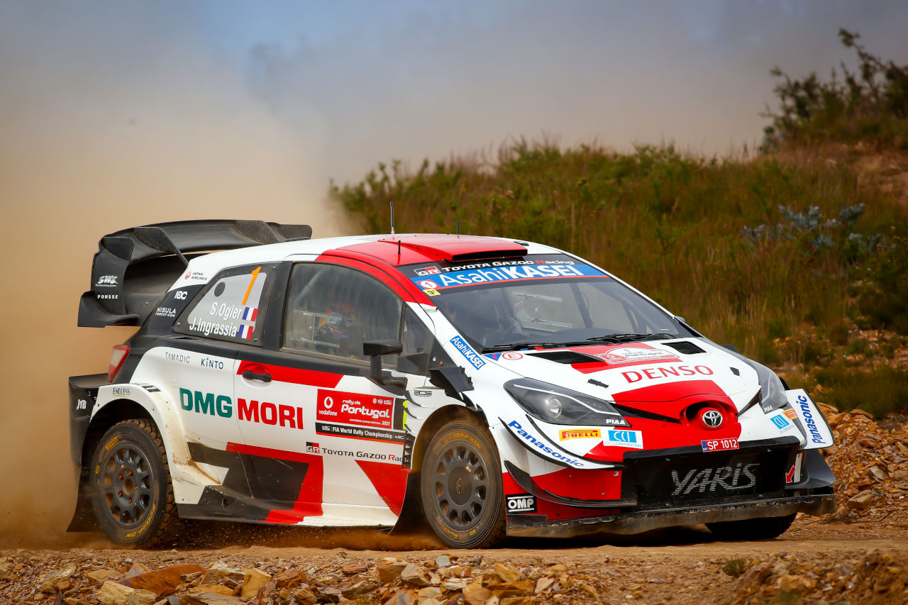 2011年のアクロポリス・ラリーで優勝しているセバスチャン・オジエ（トヨタ・ヤリスWRC）