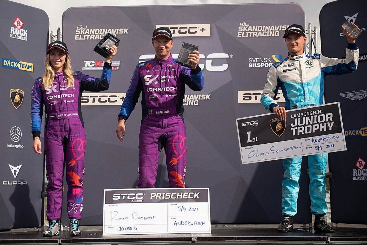 「魔法のような週末だった。PWRのおかげで、サーキットに関係なく最高の状態を維持できている」とダールグレン（中央）