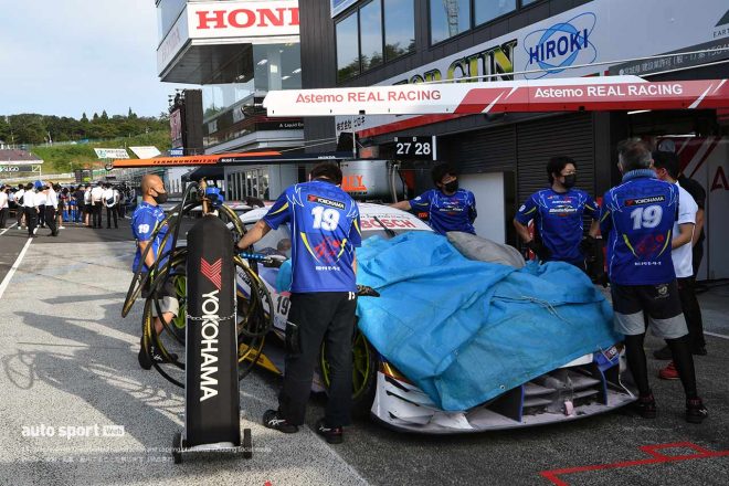 決勝で火災に見舞われたWedsSport ADVAN GR Supra