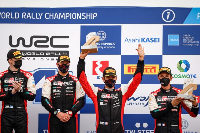 3位表彰台を獲得したセバスチャン・オジエ／ジュリアン・イングラシア組（トヨタ・ヤリスWRC：右）　2021年WRC第9戦ギリシャ