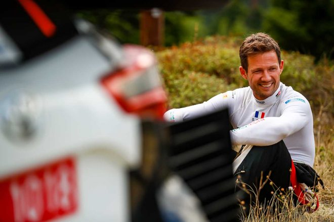 オジエは選手権を優先した堅い走りで、ポイントリードを44に拡大した。