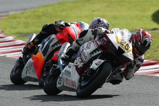 名越哲平（MuSASHi RT HARC-PRO.Honda）、濱原颯道（Honda Dream RT 桜井ホンダ）／2021年全日本ロード第7戦オートポリス JSB1000 レース2