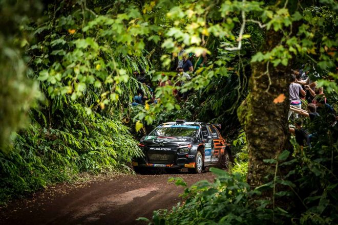 現ERCチャンピオンのアレクセイ・ルカヤナク（シトロエンC3 Rally2／Saintéloc Junior Team）は初日SS1でパンクに見舞われると、続くSS3ではマシン半回転のアクシデントに