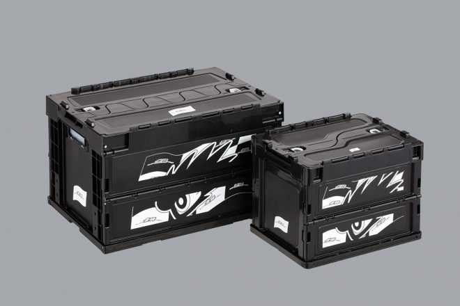 “コマンダーアイ”と“チェッカーフラッグ”をモチーフとしたデザインの『モータースポーツ2021』